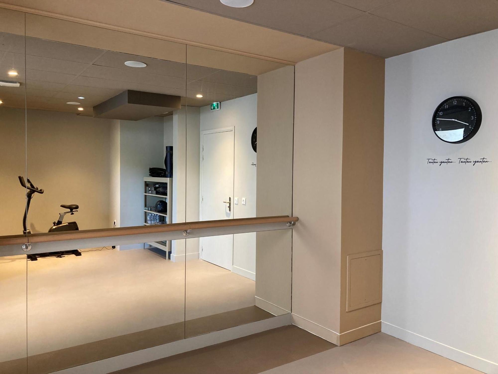 Cazam Paris Saint Ouen Aparthotel Exterior photo